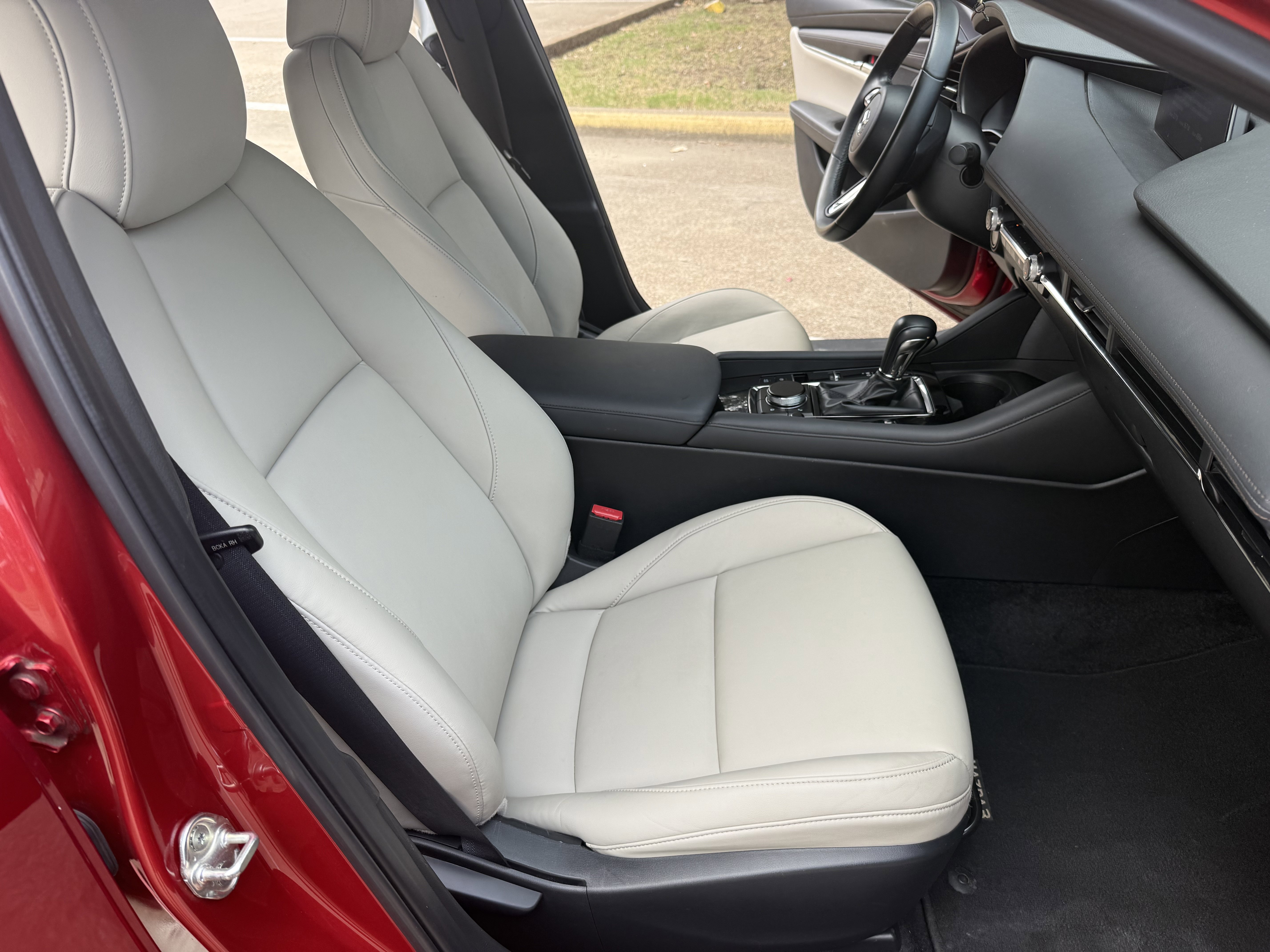 Used 2021 MAZDA MAZDA3 s image 14