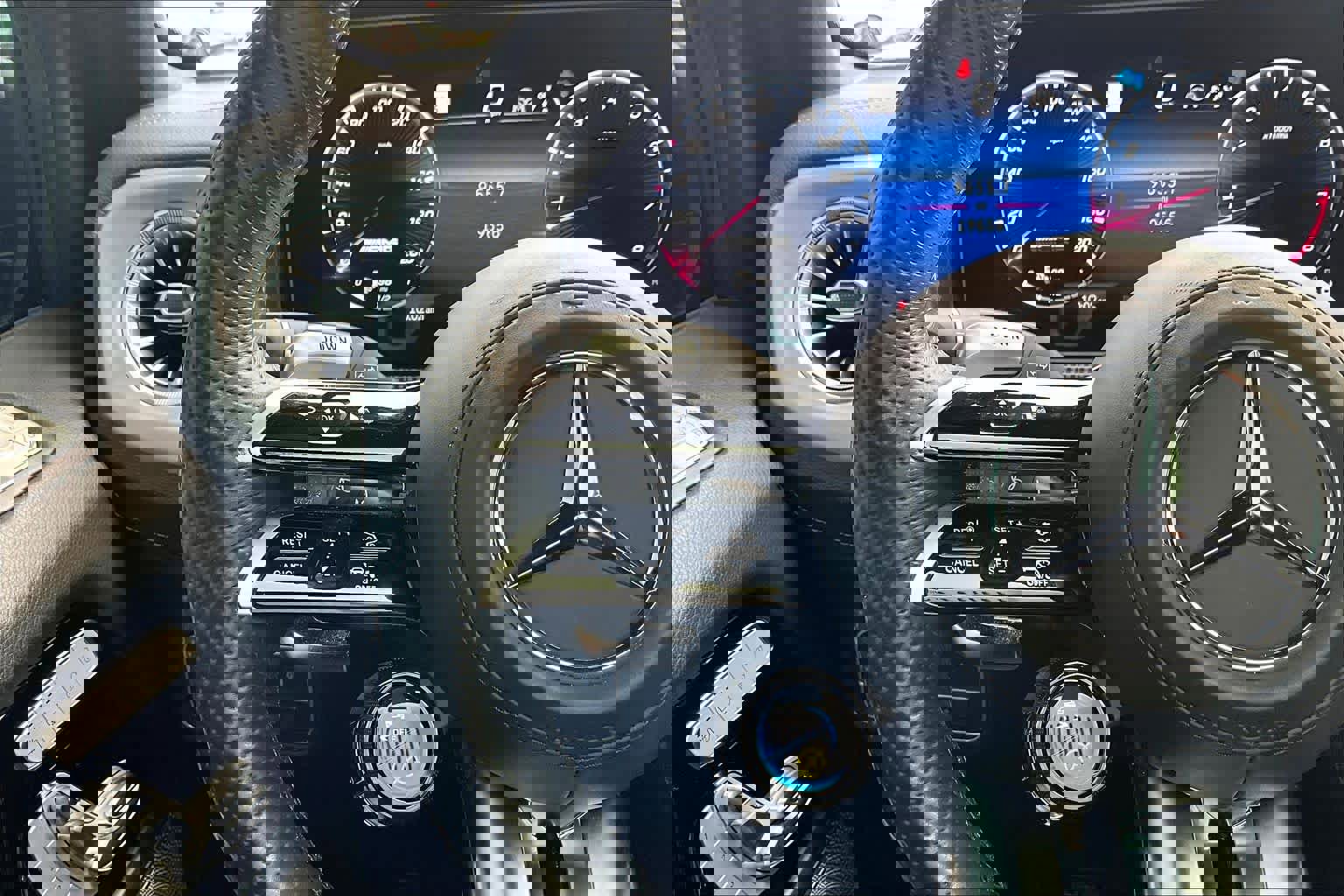 Used 2025 Mercedes-Benz G 63 AMG 4MATIC image 24