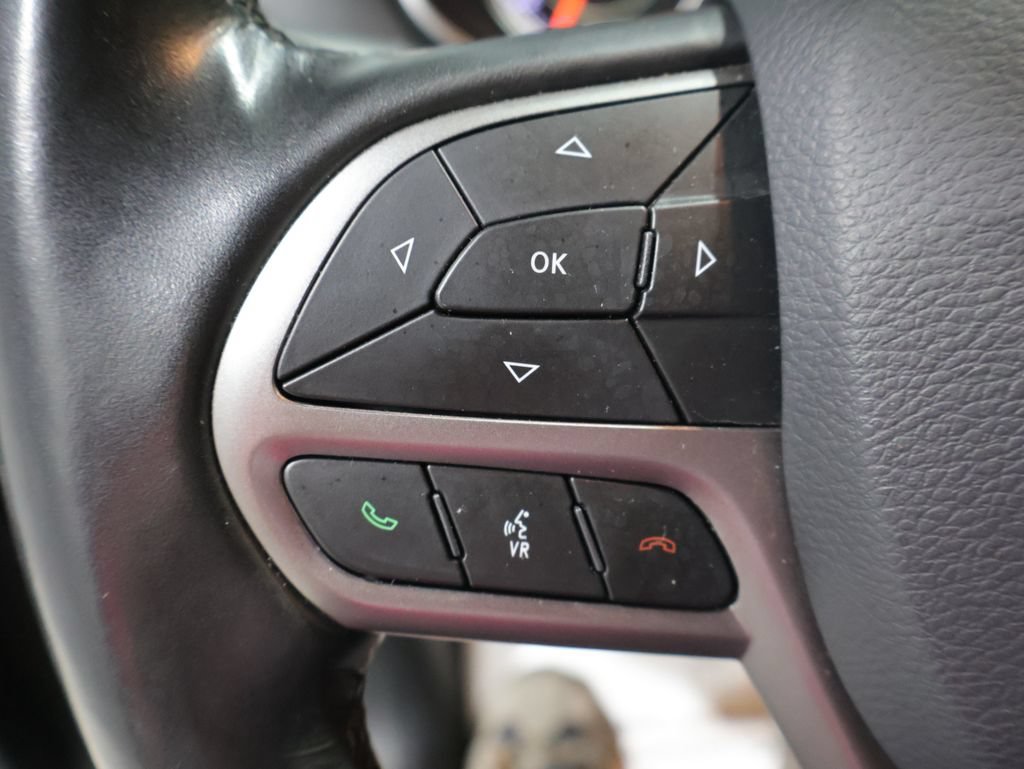 Used 2020 Jeep Cherokee Limited AWD/4WD image 32