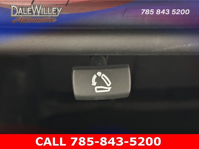 Used 2024 Chevrolet Malibu LT image 21