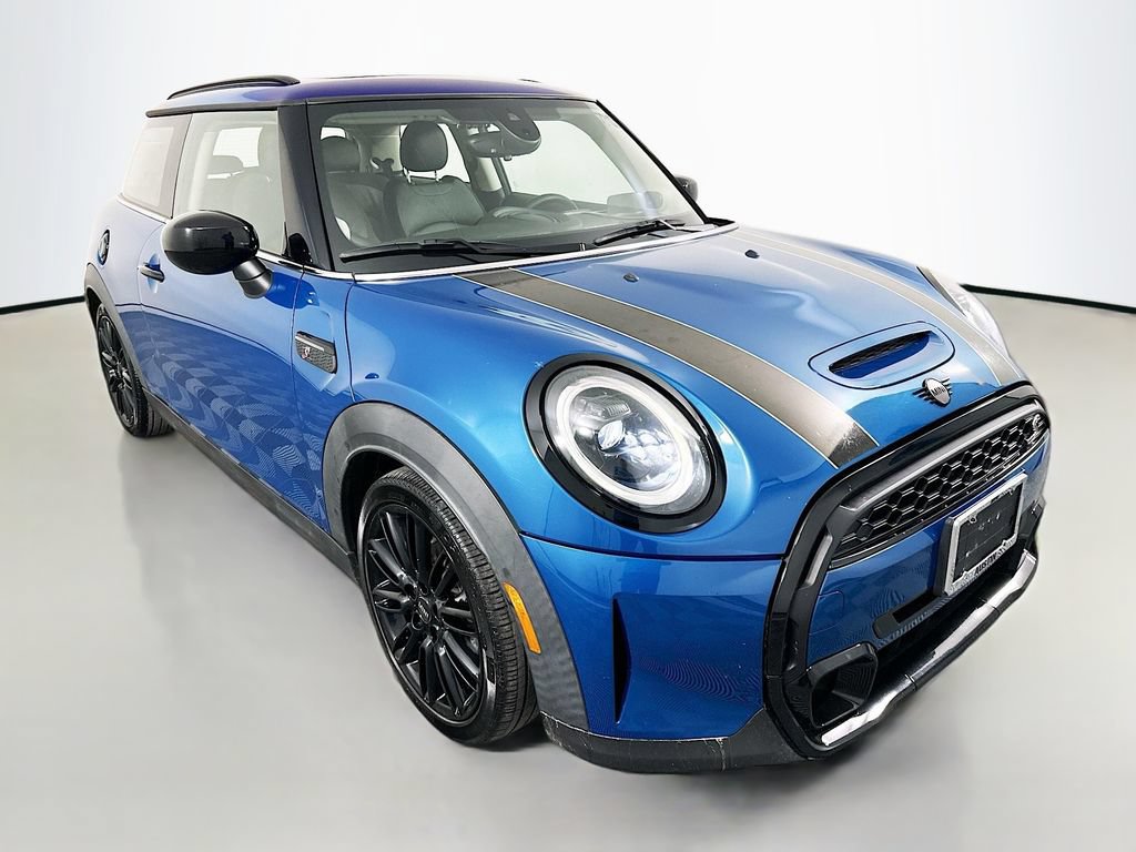 Used 2022 MINI Cooper S FWD image 3