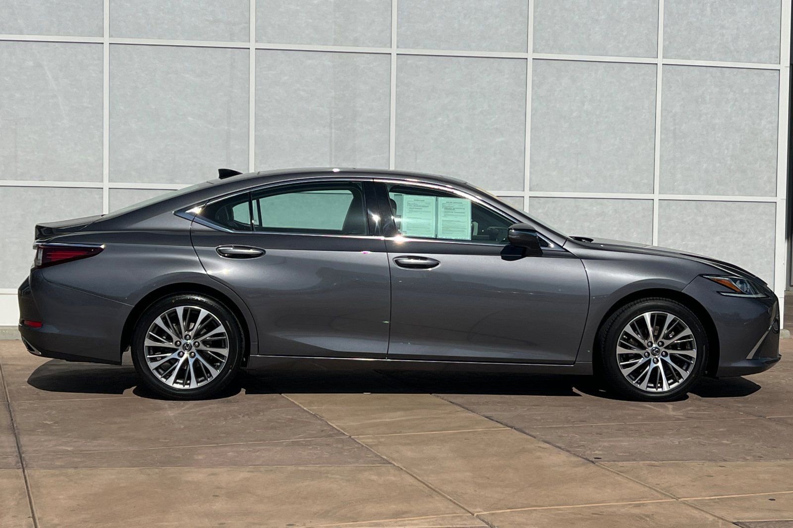 Used 2019 Lexus ES 350 w/ Premium Package image 3