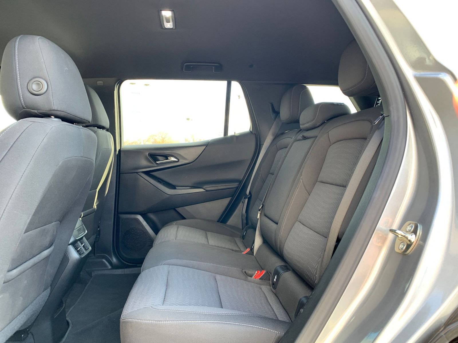 Used 2025 Chevrolet Equinox LT image 24