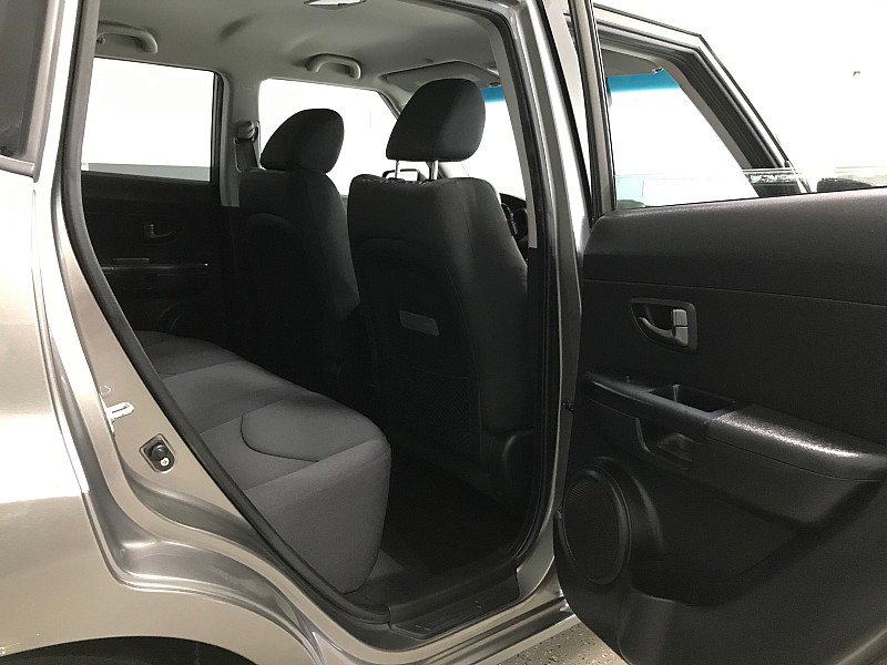 Used 2011 Kia Soul + FWD image 15