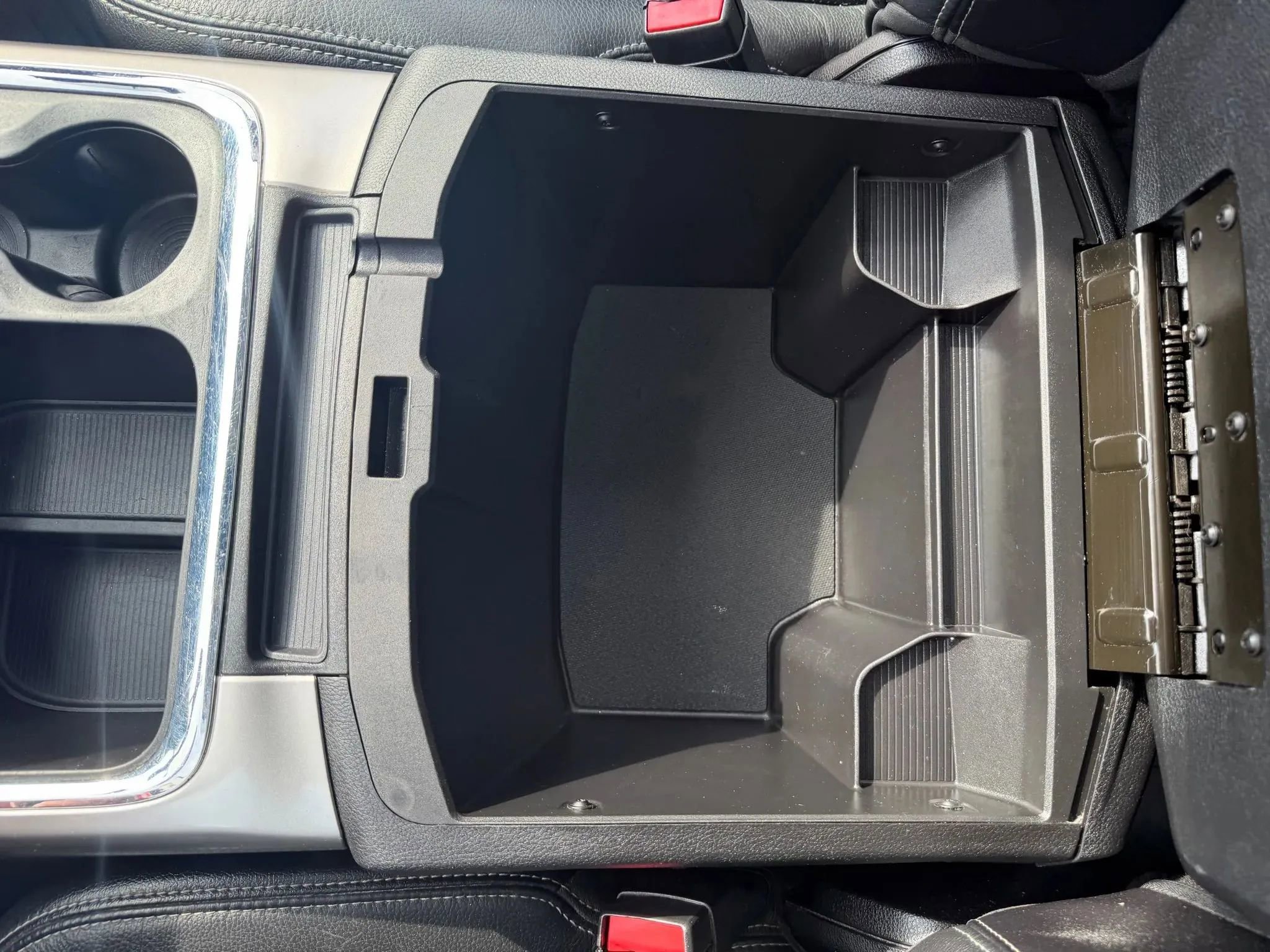 Used 2016 RAM 2500 Laramie w/ Convenience Group image 30