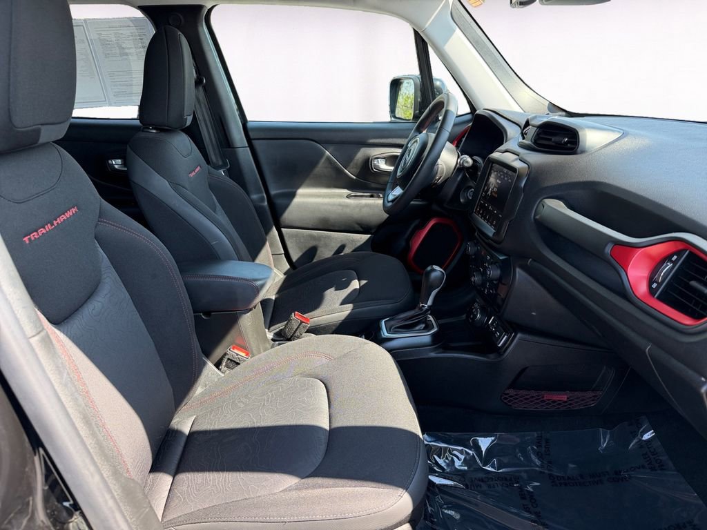 Used 2023 Jeep Renegade Trailhawk image 15