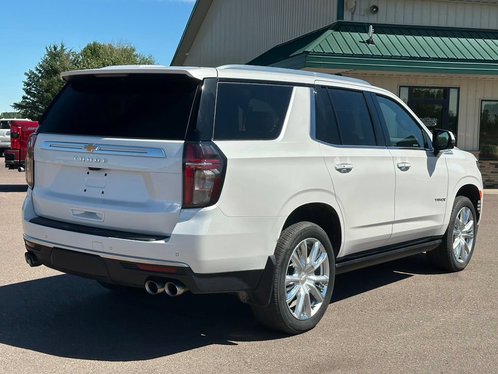 Used 2021 Chevrolet Tahoe High Country w/ Premium Package AWD/4WD image 6