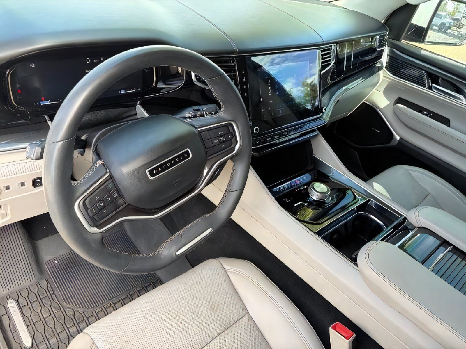 Used 2022 Jeep Wagoneer Series I AWD/4WD image 16