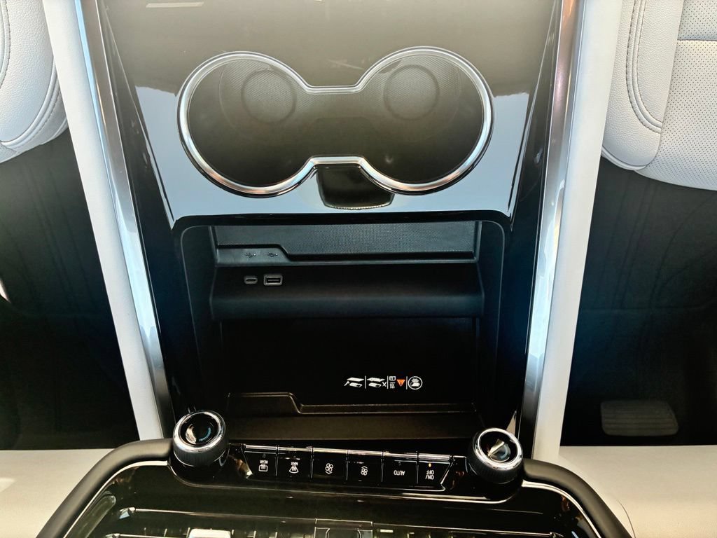 New 2026 Chevrolet Tahoe Premier RWD image 18
