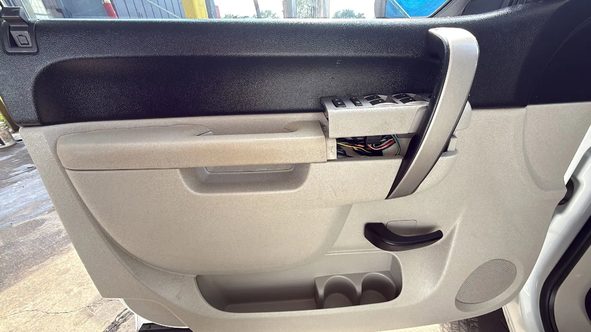 Used 2010 Chevrolet Silverado 1500 LT w/ Power Pack Plus image 7