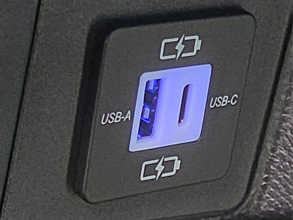 Used 2026 Toyota Tacoma SR image 14