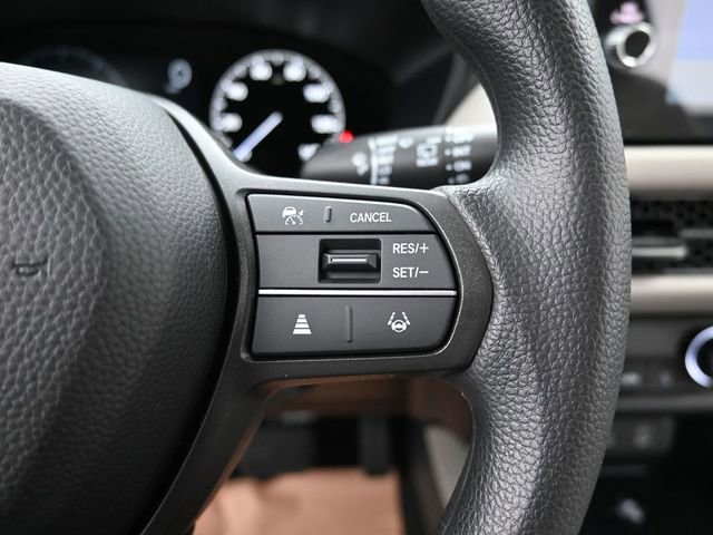 New 2026 Honda HR-V LX image 17