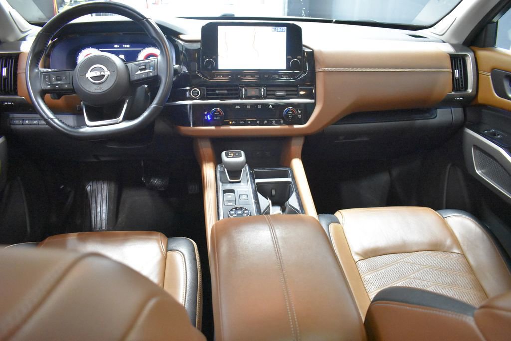 Certified 2023 Nissan Pathfinder Platinum image 13