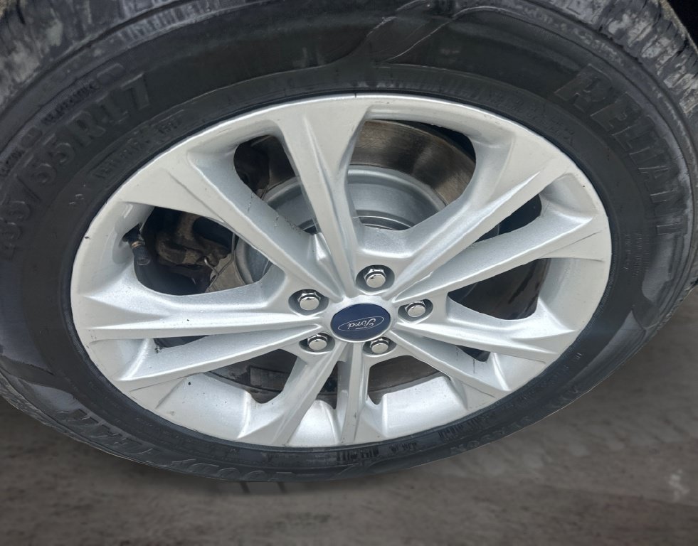 Used 2018 Ford Escape SE AWD/4WD image 16