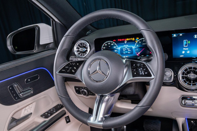 New 2026 Mercedes-Benz GLA 250 image 16