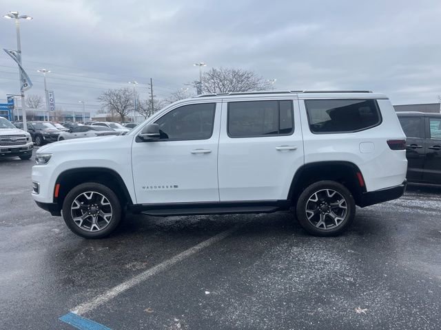 Used 2023 Jeep Wagoneer Series III w/ Preferred Equipment Group image 11