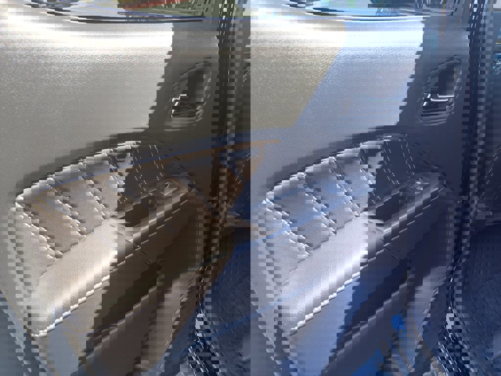 Used 2022 GMC Canyon Denali w/ Denali Black Edition Package image 16