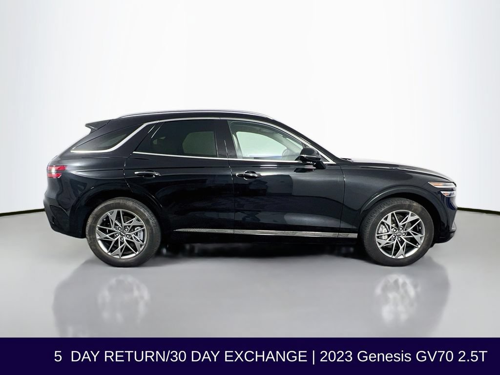 Used 2023 Genesis GV70 2.5T w/ Select Package AWD/4WD image 9