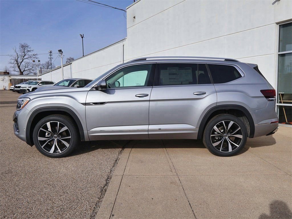 New 2026 Volkswagen Atlas SEL Premium R-Line image 2