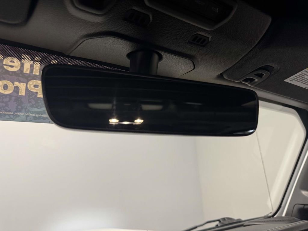 Used 2020 Jeep Wrangler Unlimited Sahara image 26