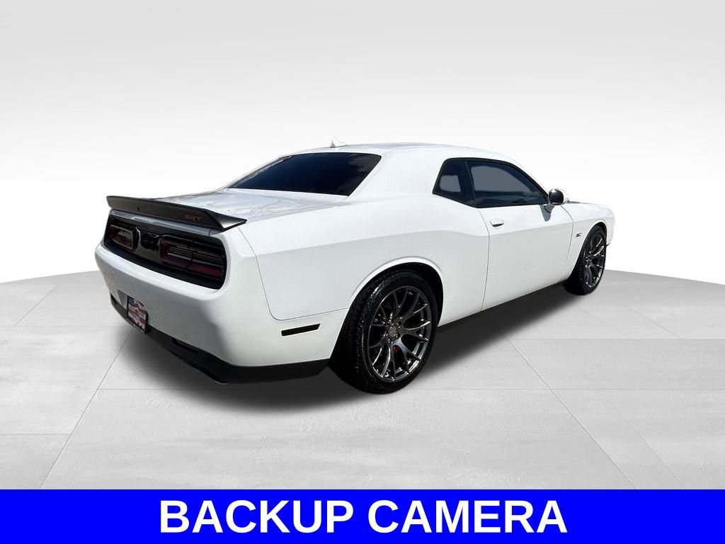 Used 2015 Dodge Challenger SRT image 4
