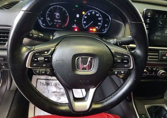 Used 2019 Honda Accord Sport image 2
