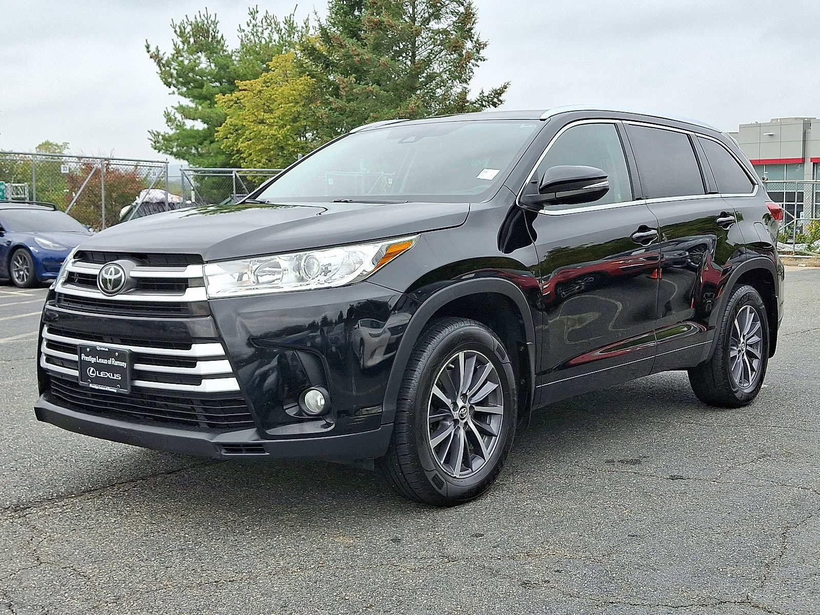 Used 2017 Toyota Highlander XLE