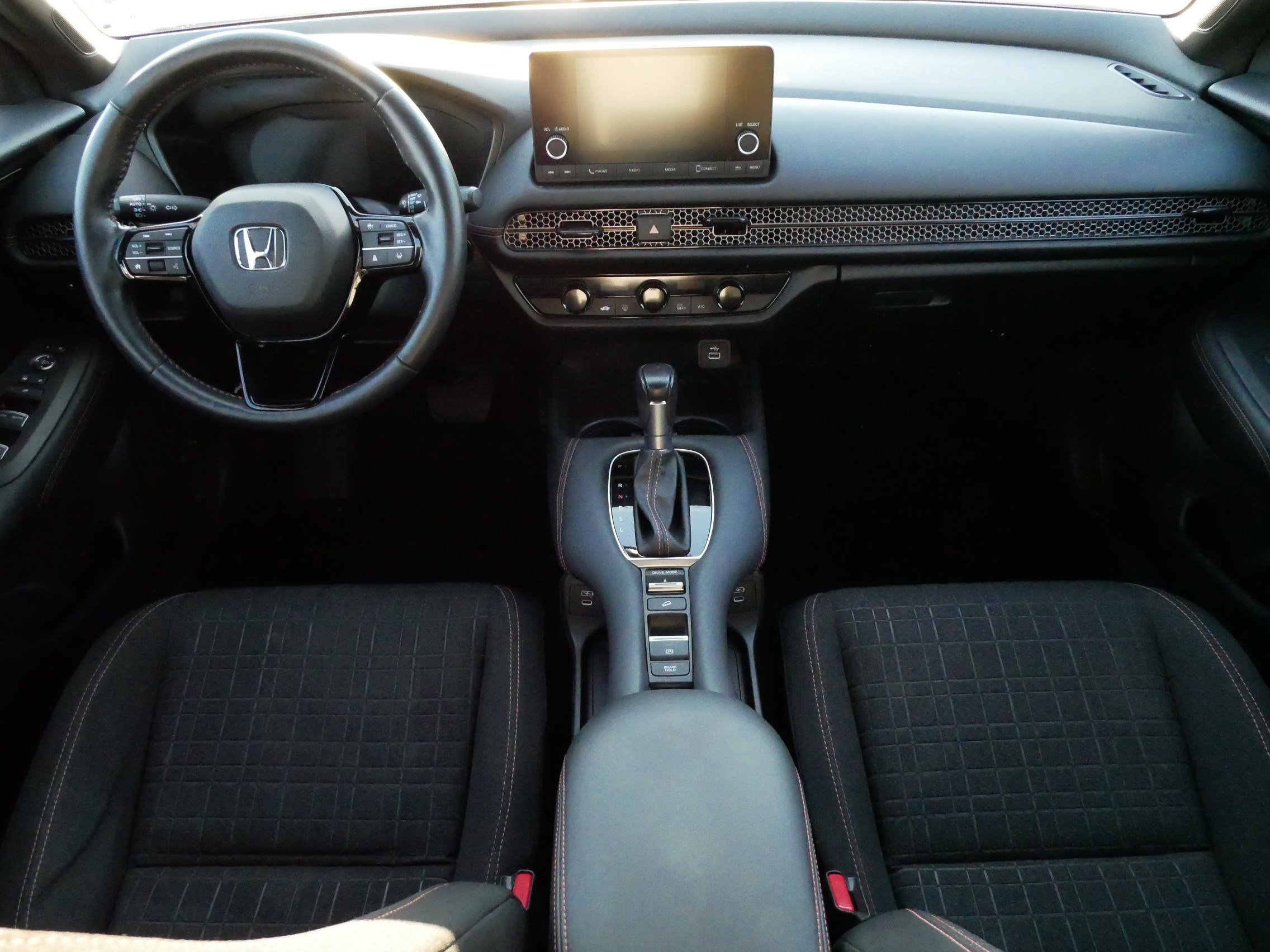 Used 2024 Honda HR-V Sport image 10