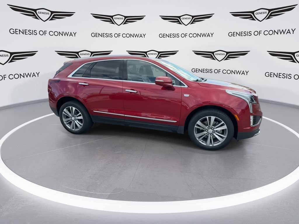 Used 2020 Cadillac XT5 Premium Luxury w/ LPO, Floor Liner Package FWD image 9