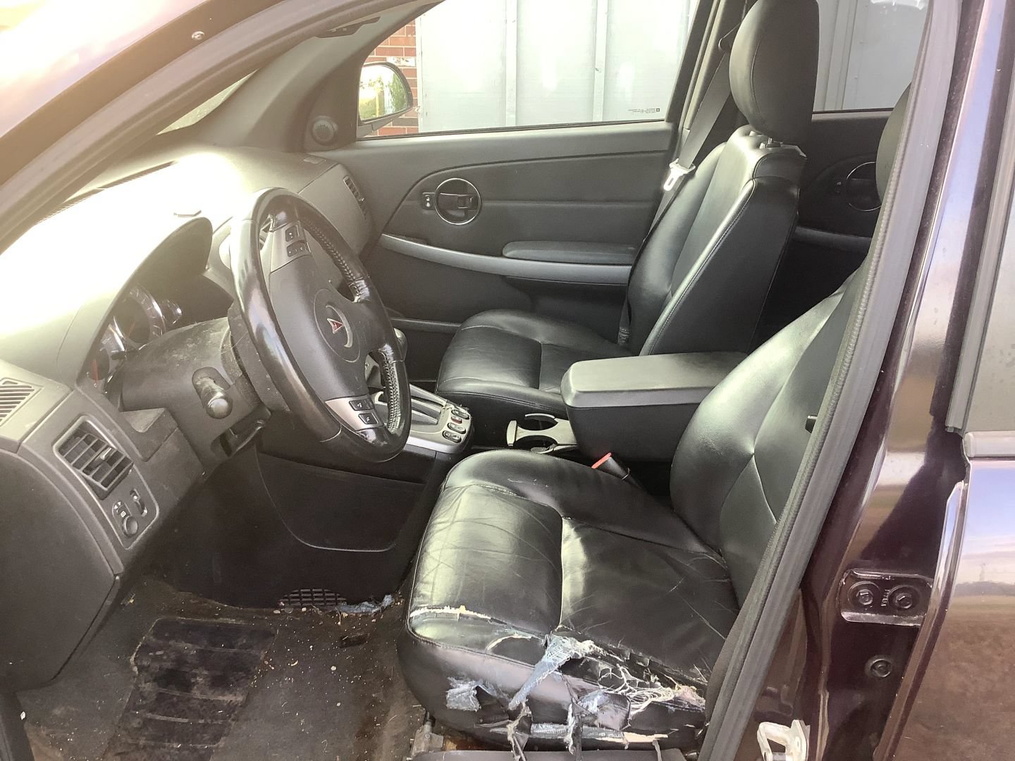 Used 2006 Pontiac Torrent 2WD w/ Preferred Package image 8