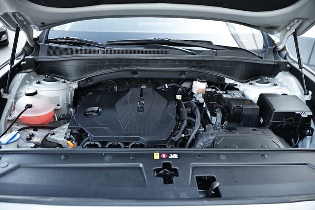 Used 2023 Hyundai Santa Fe SE image 28