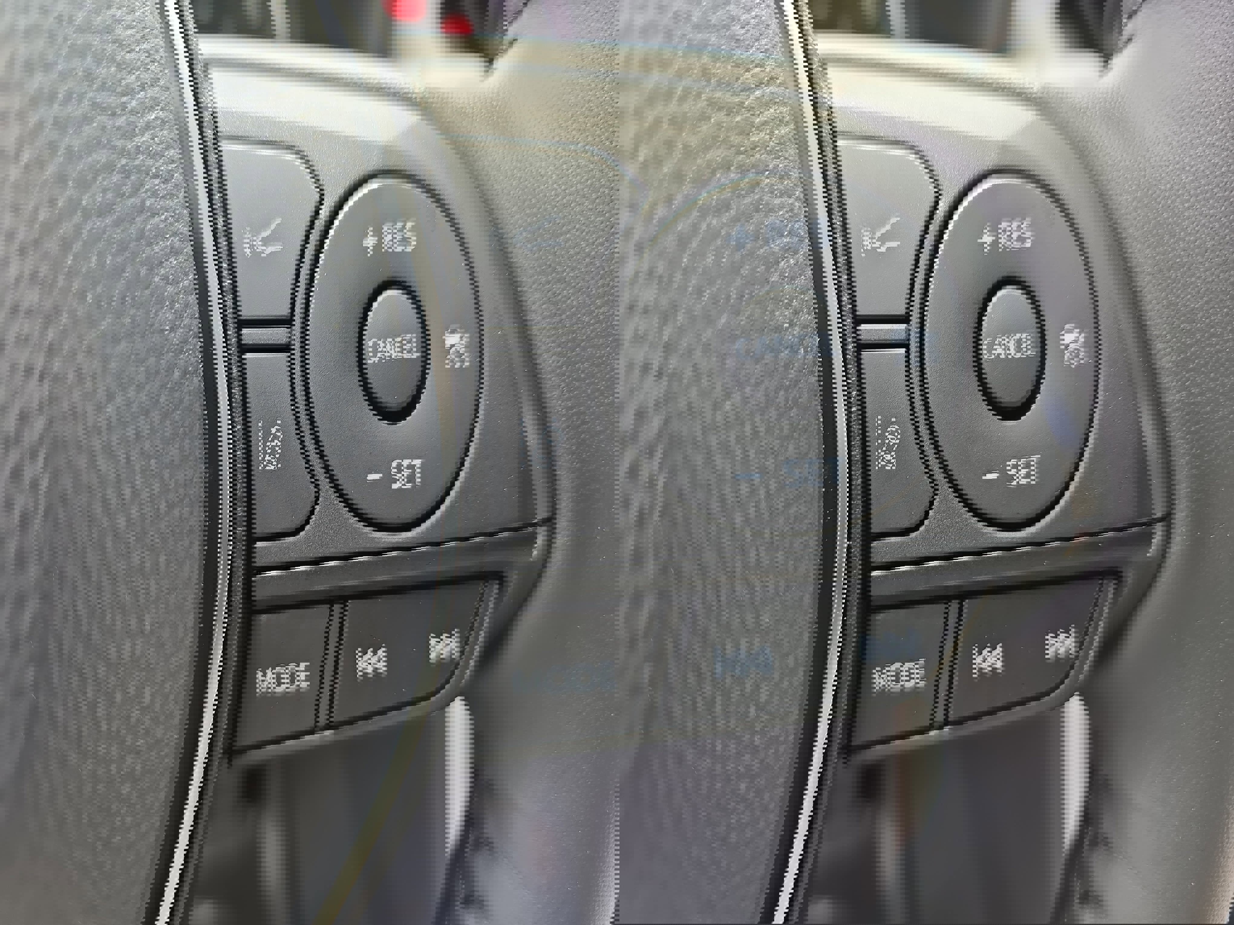 Used 2022 Toyota RAV4 XLE Premium image 18