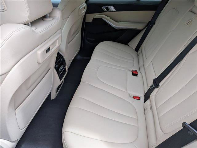 Used 2021 BMW X5 xDrive40i w/ Convenience Package AWD/4WD image 21