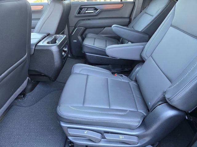 New 2026 GMC Yukon XL Denali w/ Sun & Power Step Package AWD/4WD image 9