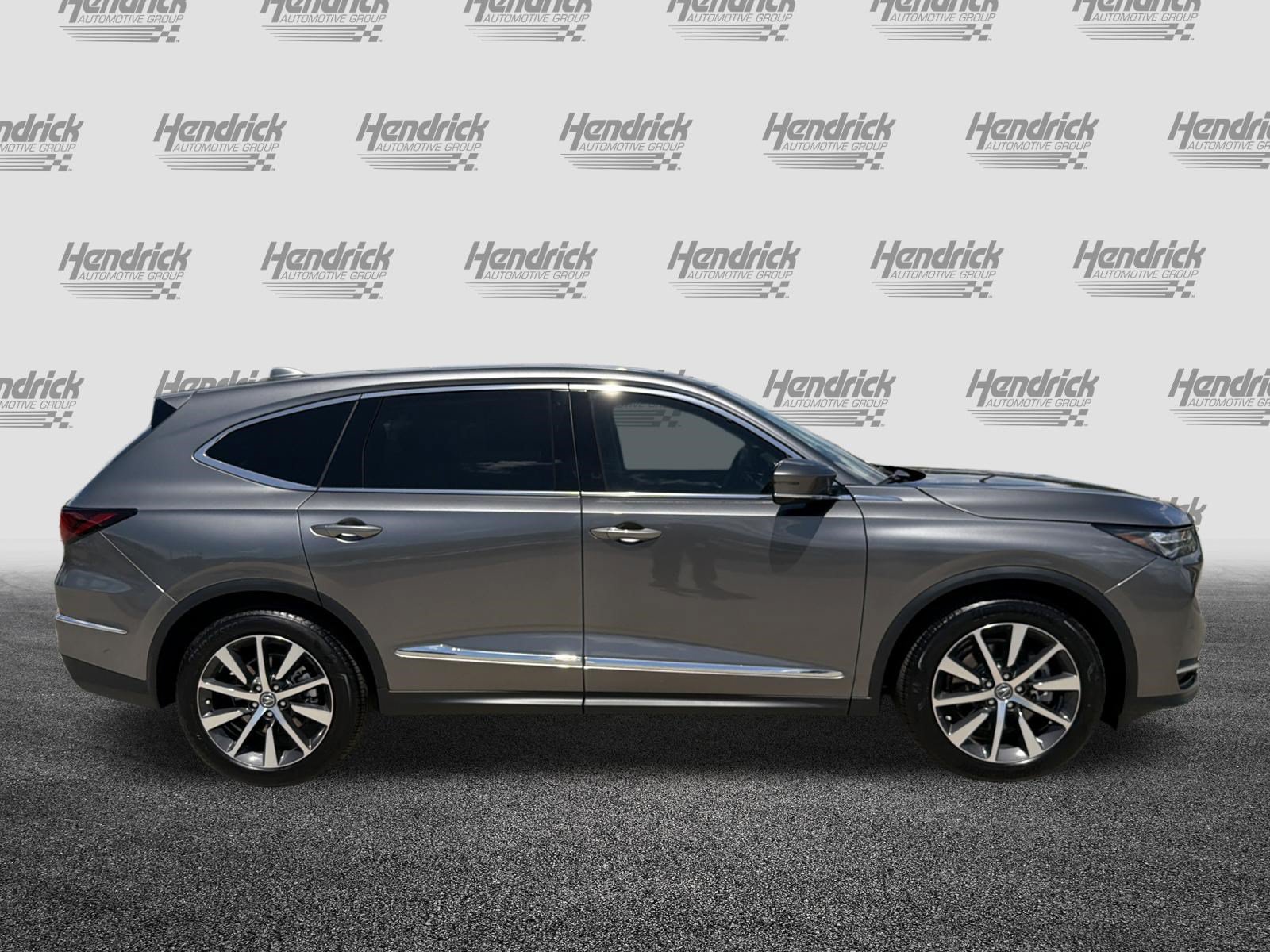 Certified 2026 Acura MDX w/ Technology Package FWD image 11