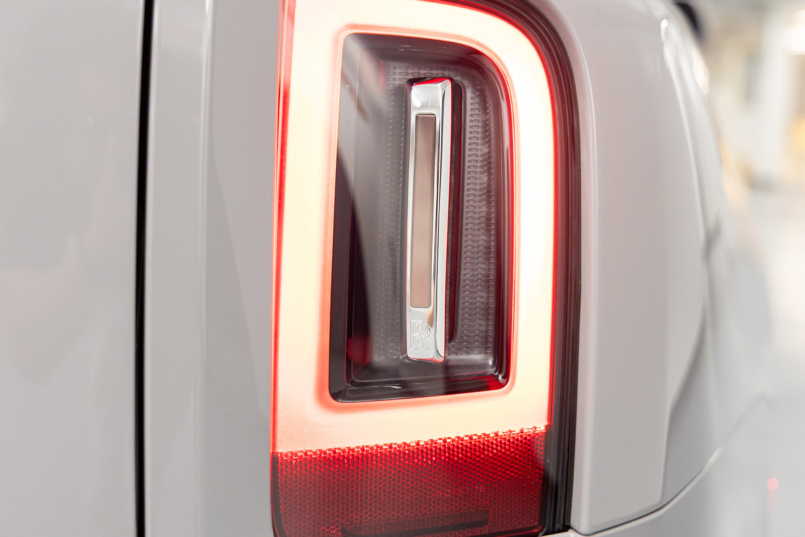 New 2026 Rolls-Royce Cullinan Black Badge image 25