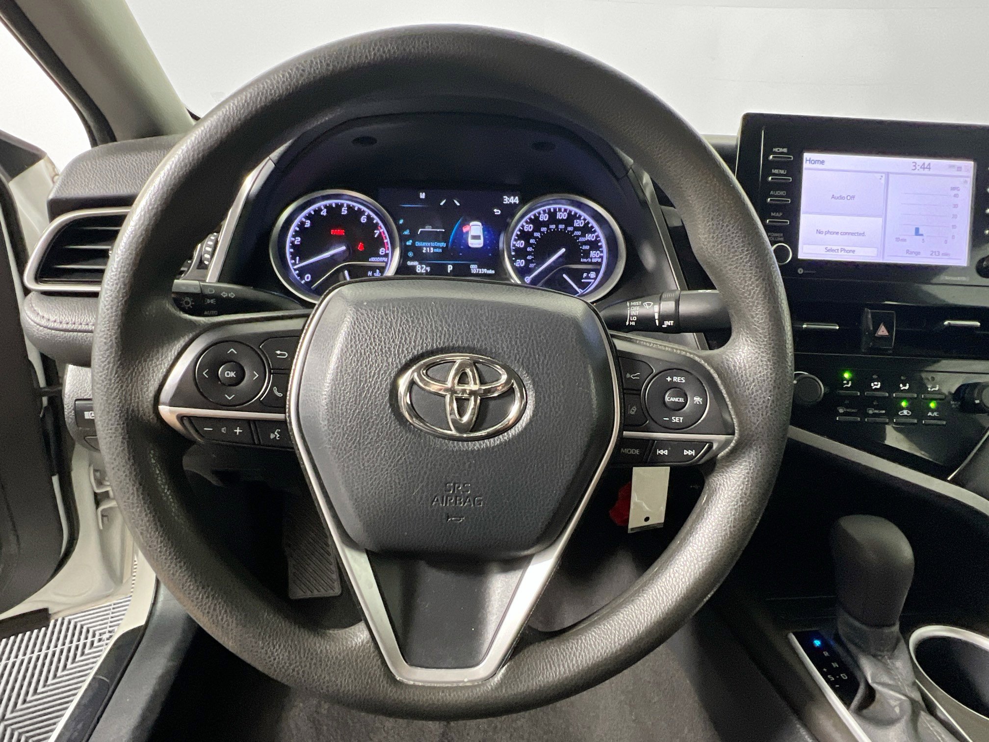 Used 2021 Toyota Camry LE AWD/4WD image 17