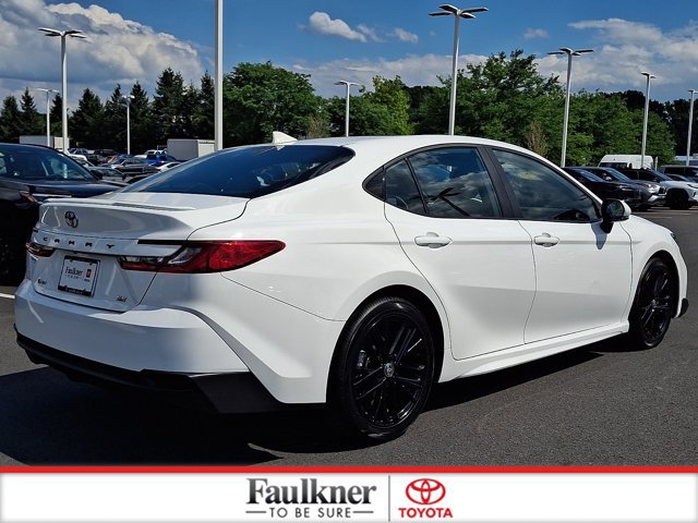 Certified 2025 Toyota Camry SE FWD image 6