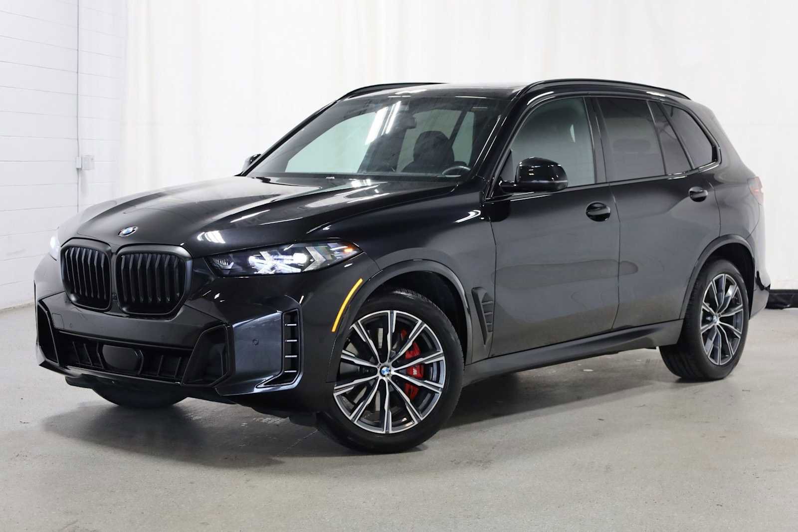 Used 2024 BMW X5 xDrive40i w/ M Sport Package video 1