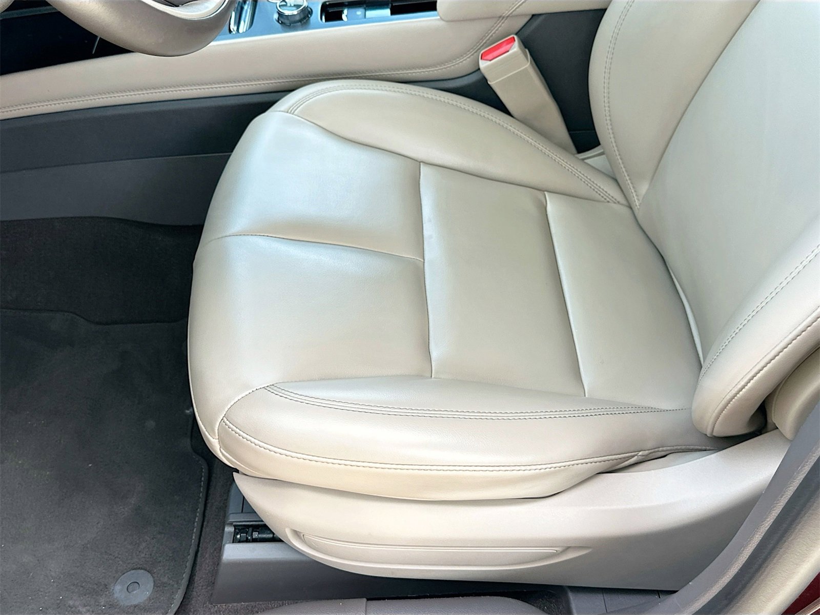 Used 2021 Lincoln Corsair Standard image 18