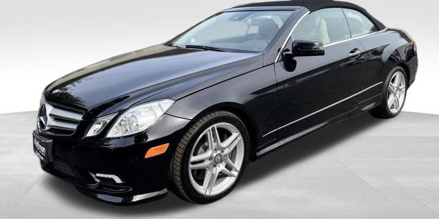 Used 2011 Mercedes-Benz E 550 Cabriolet image 3