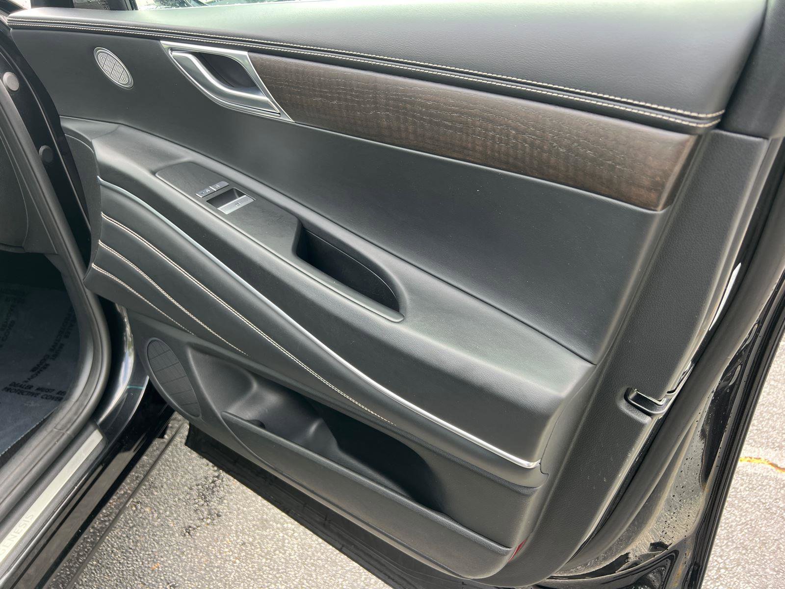 Used 2024 Genesis GV80 2.5T image 15