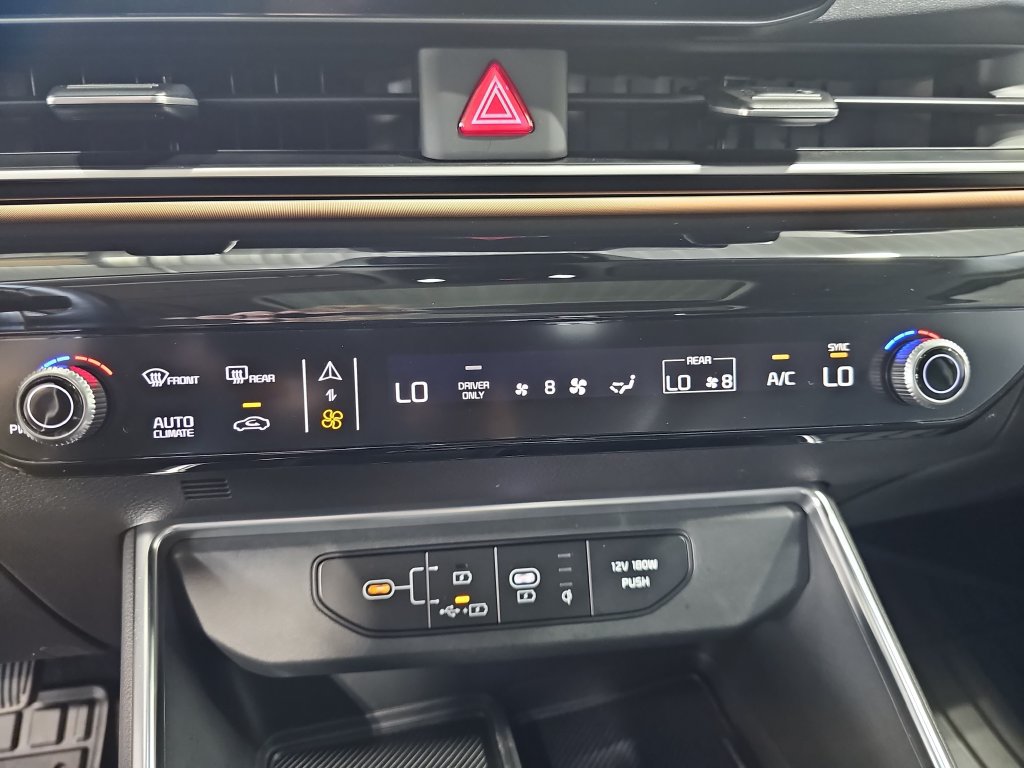 Used 2026 Kia Carnival SX Prestige FWD image 21