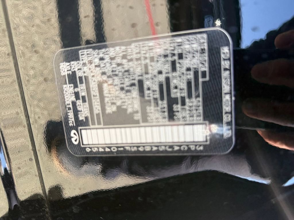 Used 2025 INFINITI QX50 Pure image 40