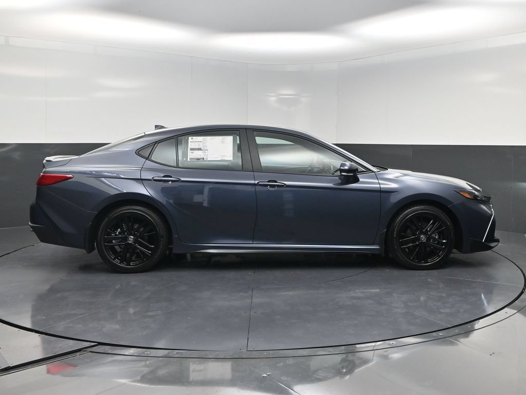 New 2026 Toyota Camry SE w/ Convenience Package FWD image 4