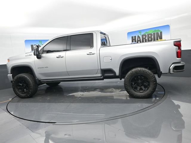 Used 2022 Chevrolet Silverado 2500 High Country w/ Technology Package image 3