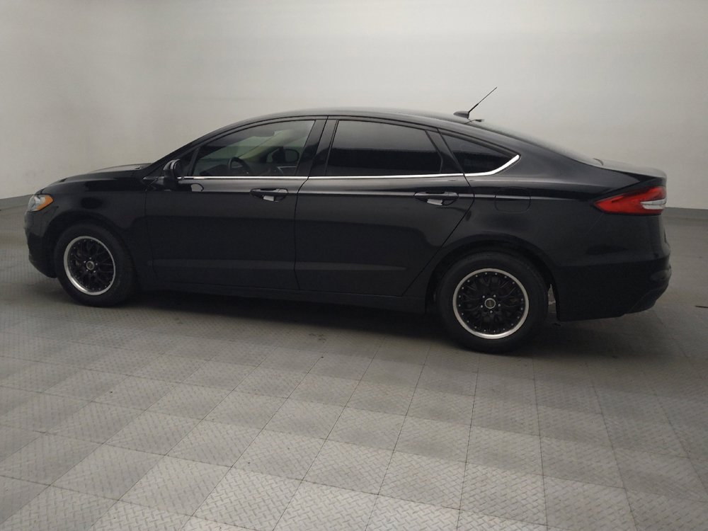 Used 2019 Ford Fusion S image 3