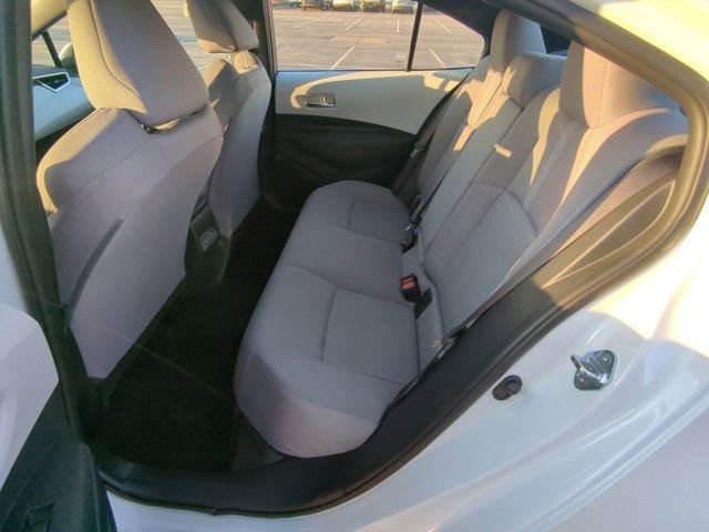 Certified 2025 Toyota Corolla SE w/ SE Premium Package image 15
