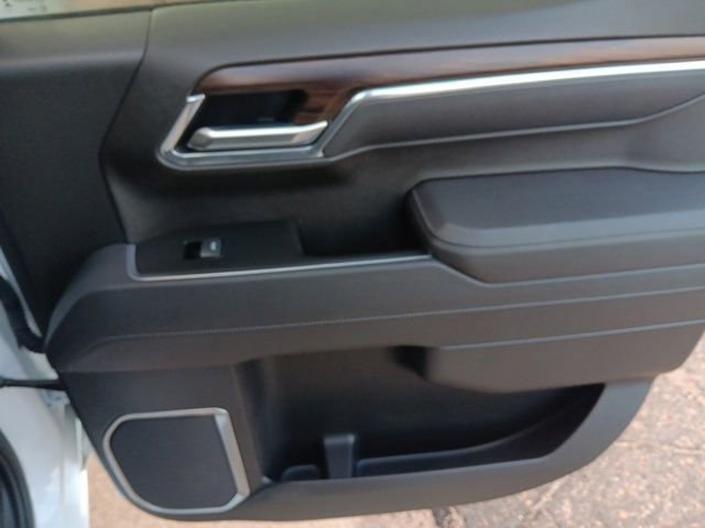 Used 2025 GMC Sierra 1500 SLT image 30