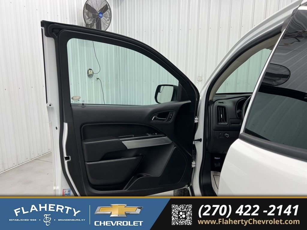 Used 2022 Chevrolet Colorado LT w/ Fleet Safety Package image 8
